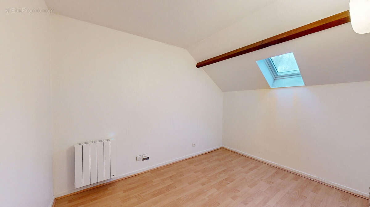 Appartement à LE PERRAY-EN-YVELINES