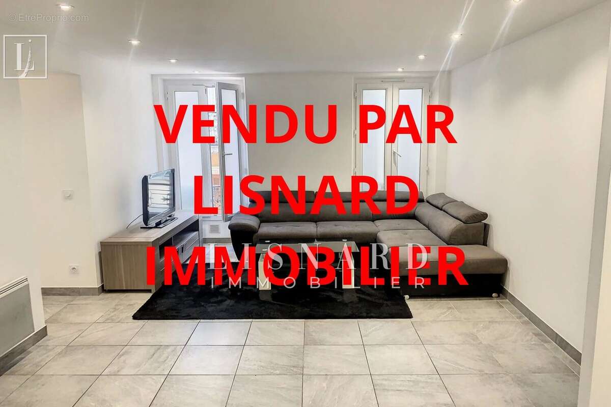 Appartement à VALLAURIS