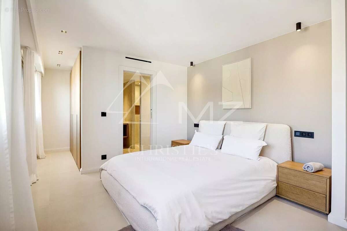 Appartement à LE CANNET