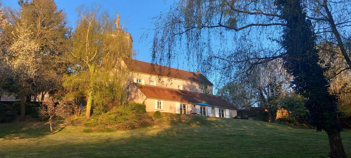 Maison à AUTUN