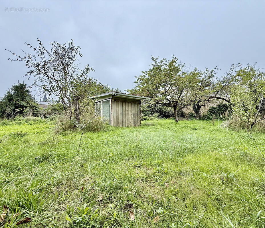 Terrain à BOURGOIN-JALLIEU