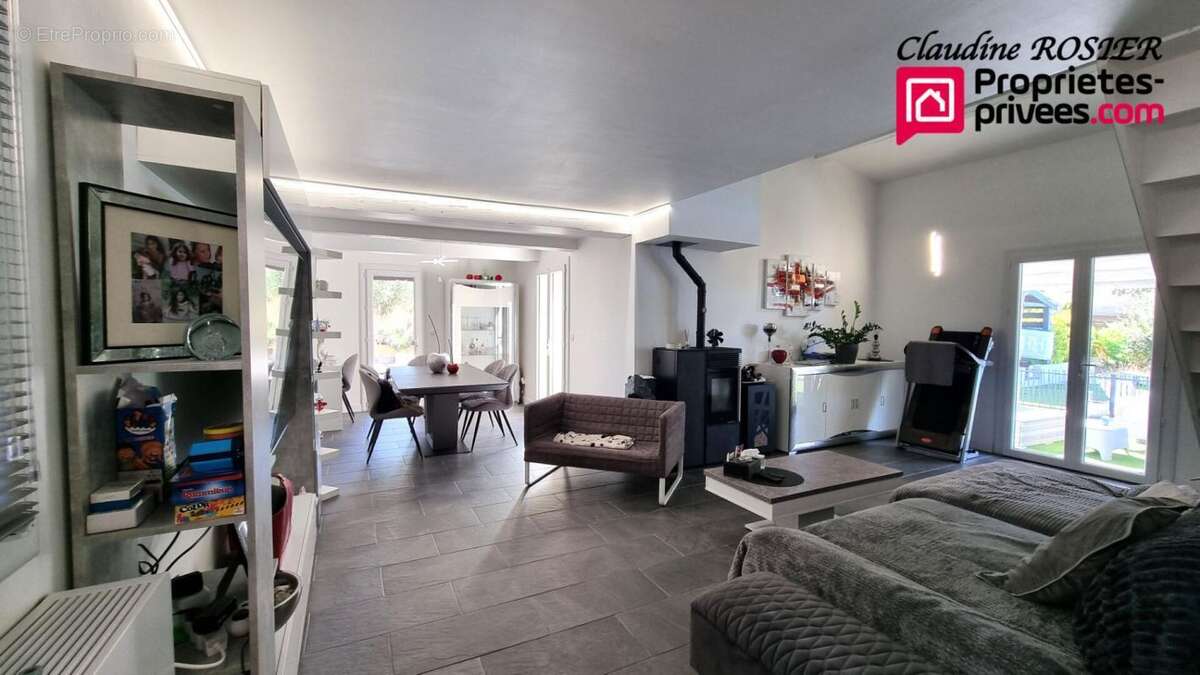 Maison à FLASSANS-SUR-ISSOLE