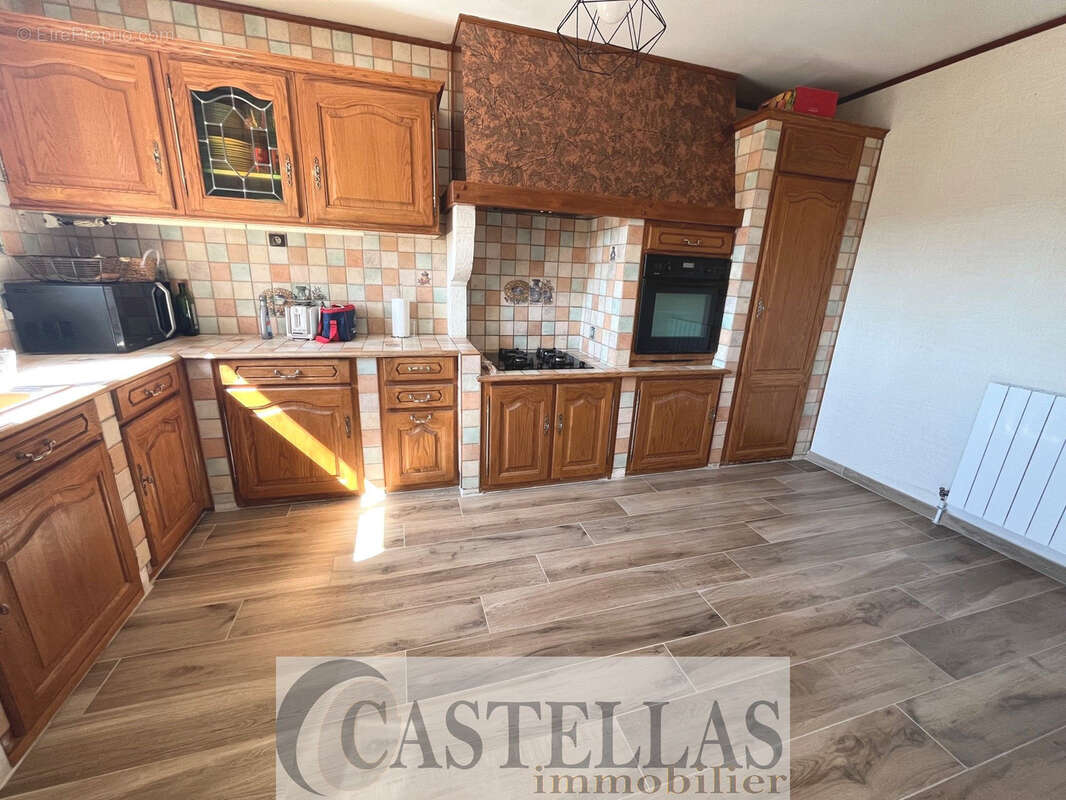 Maison a vendre carnoux en provence t4 + t2 / piscine - photo 8