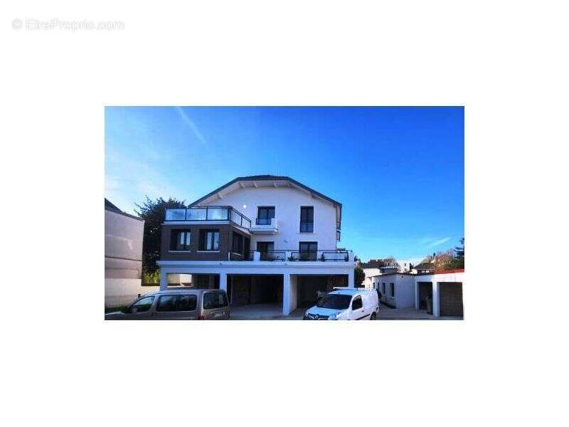 Maison à LE PERREUX-SUR-MARNE