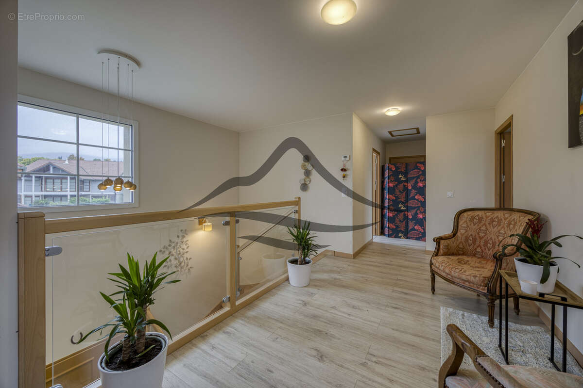 Maison à CESSY