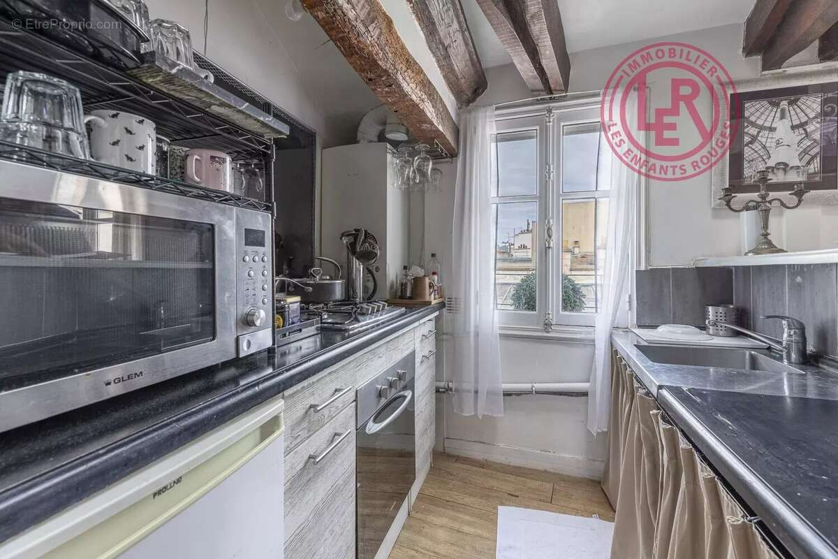 Appartement à PARIS-6E