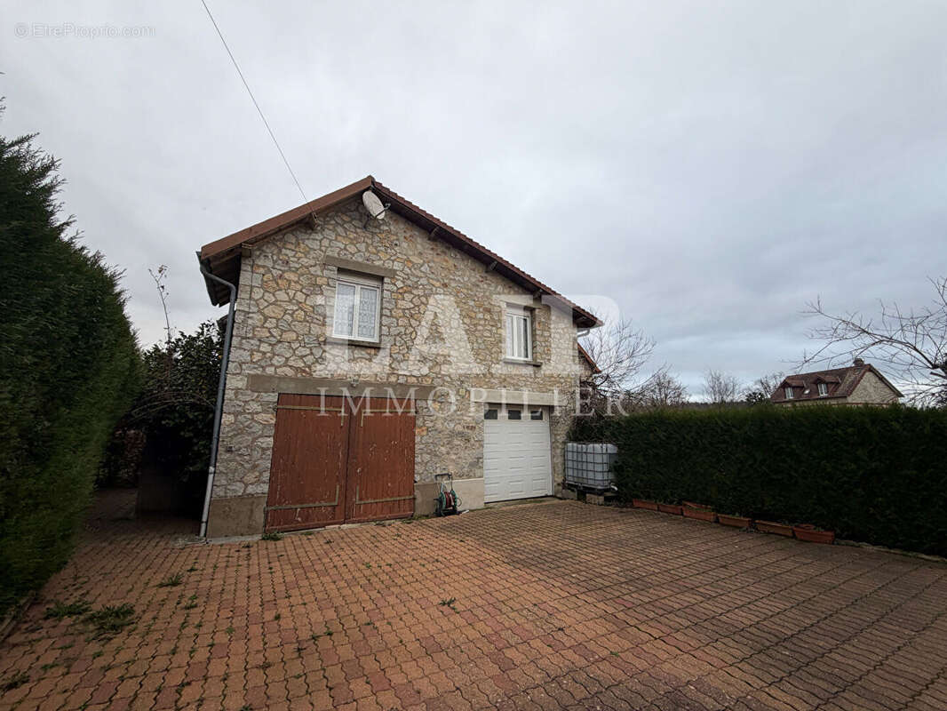 Maison à BAGNOLES-DE-L'ORNE