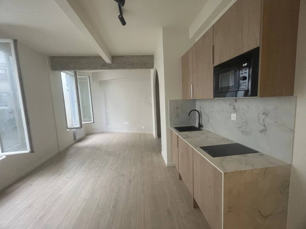 Appartement à PARIS-19E