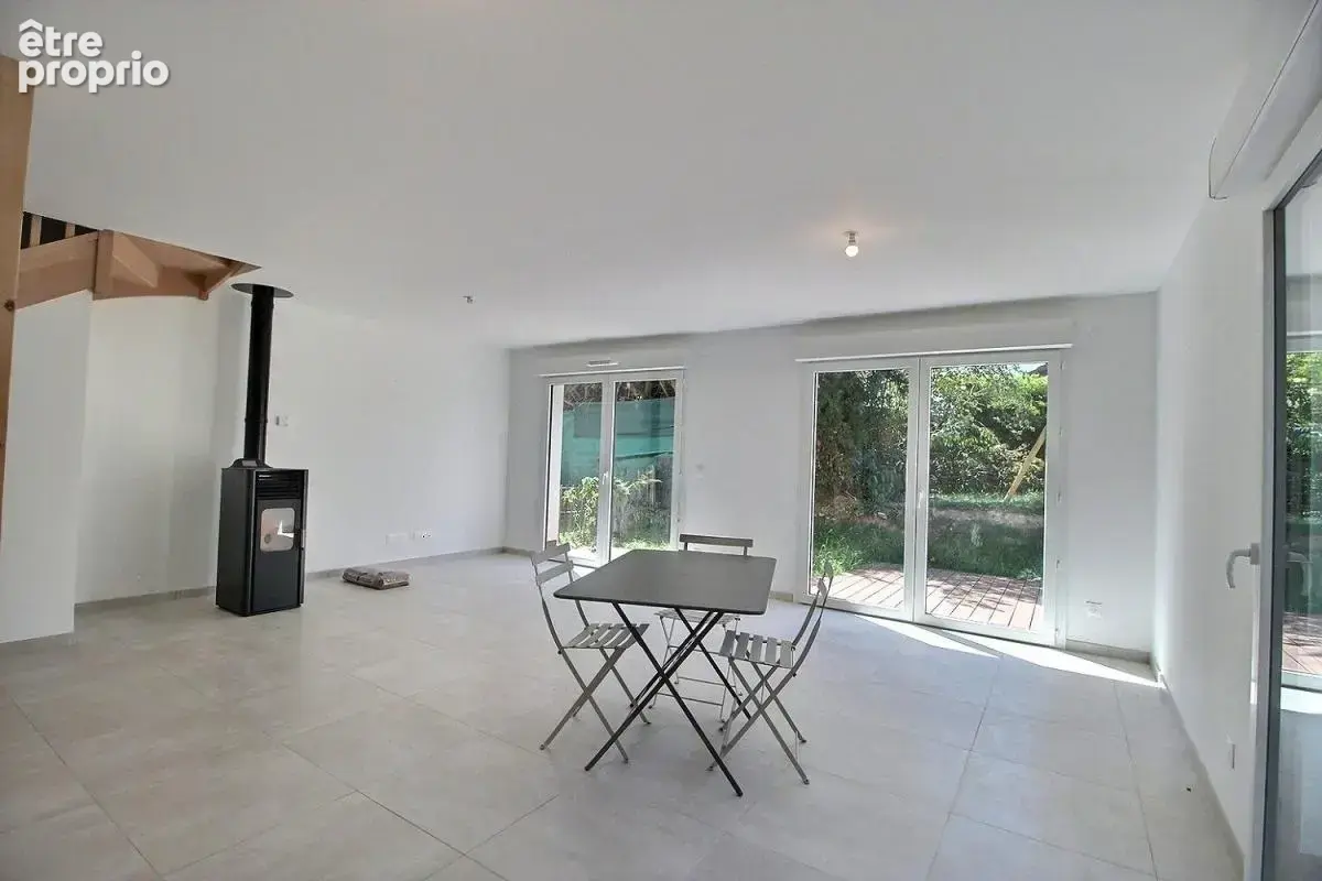 Maison à MESSERY