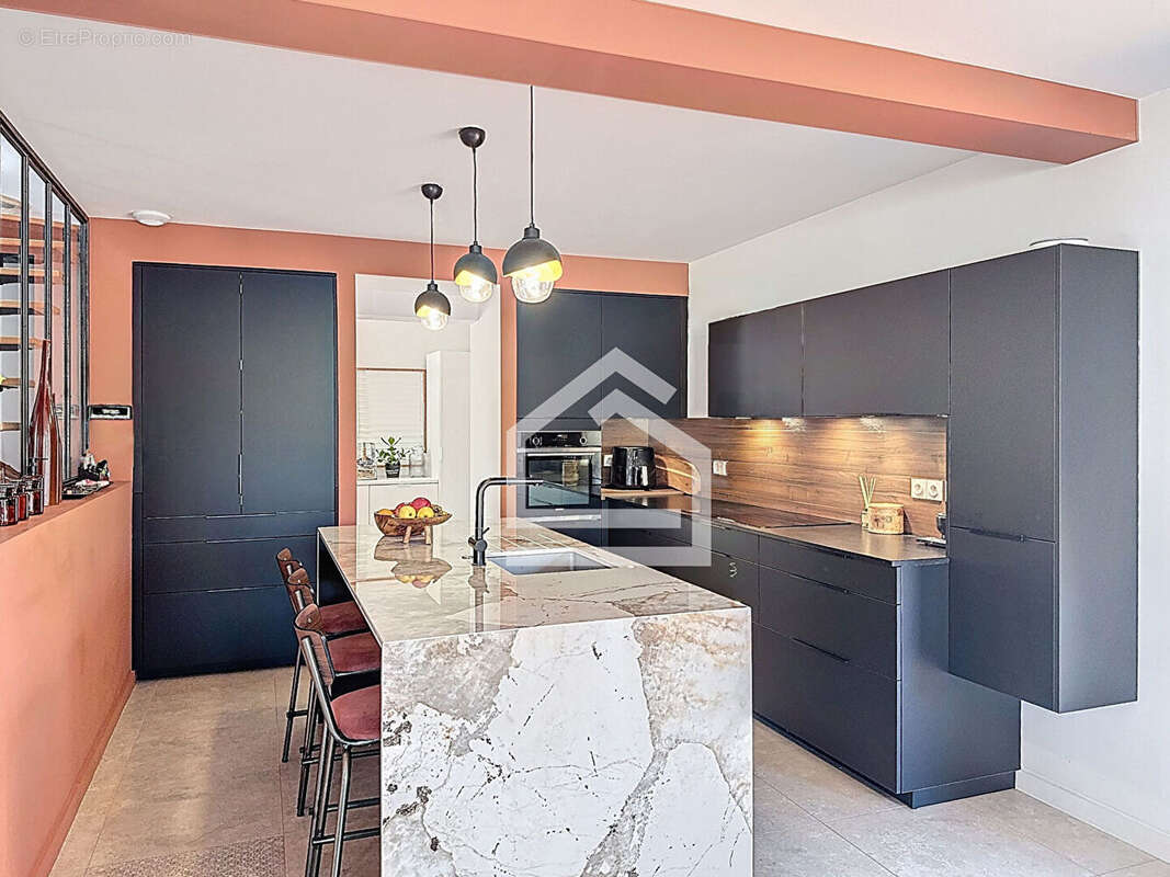 Maison à SAINT-MEDARD-EN-JALLES