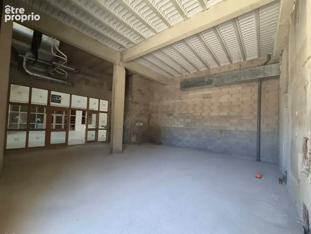 Commerce 120 m² à Combas  - photo 5