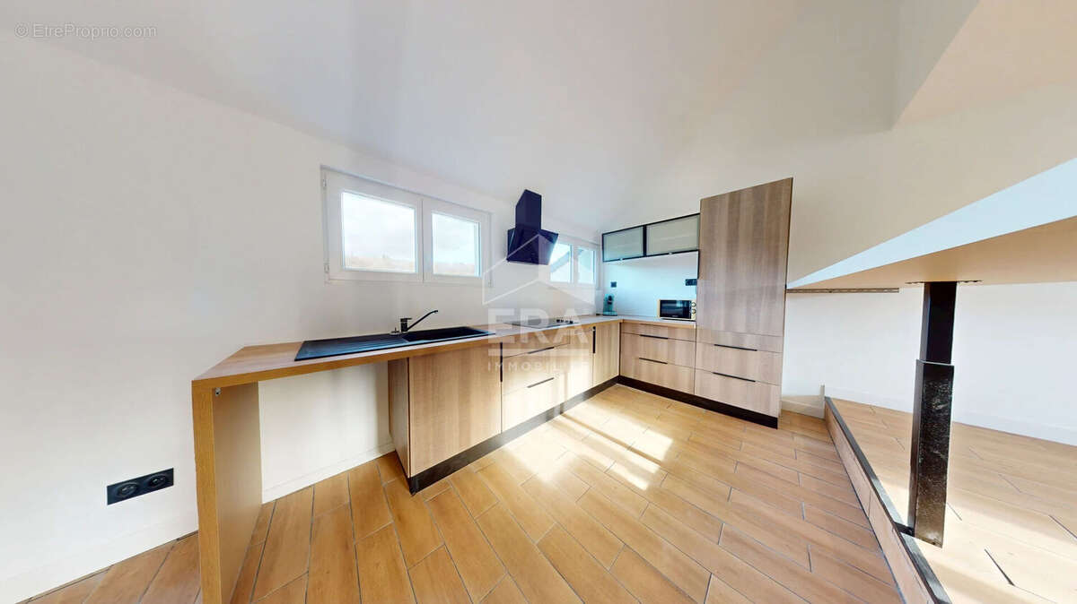 Maison à NIELLES-LES-BLEQUIN