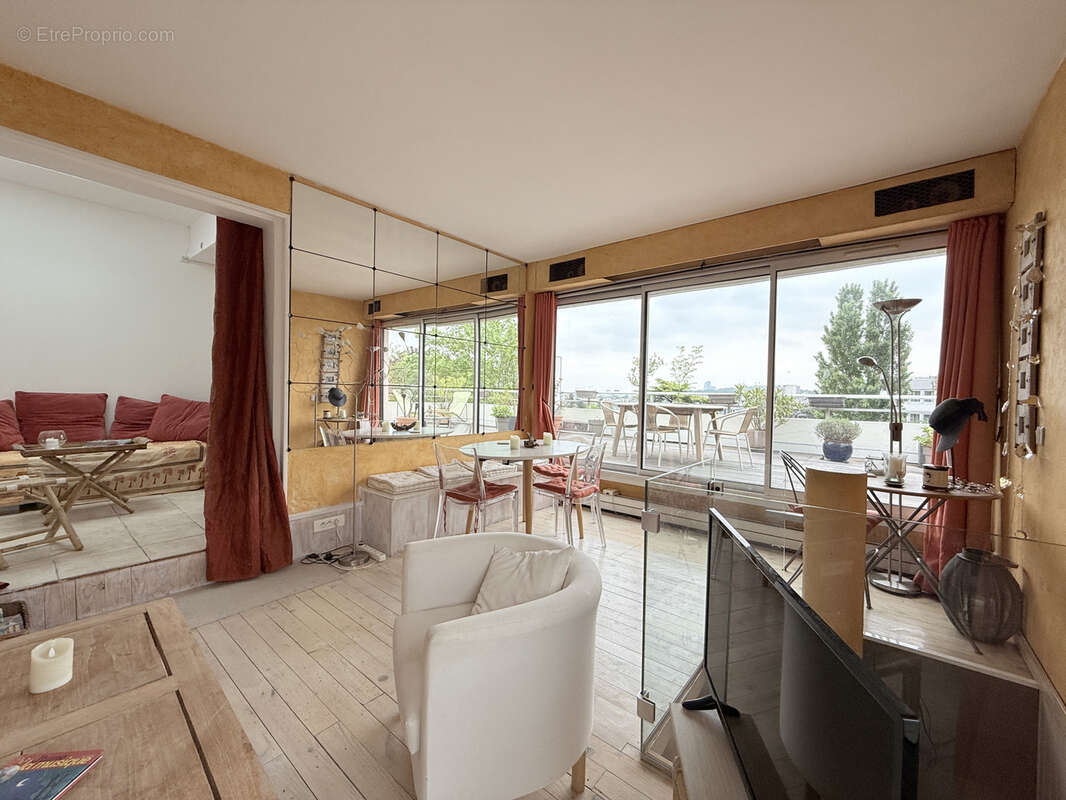 Appartement à RUEIL-MALMAISON