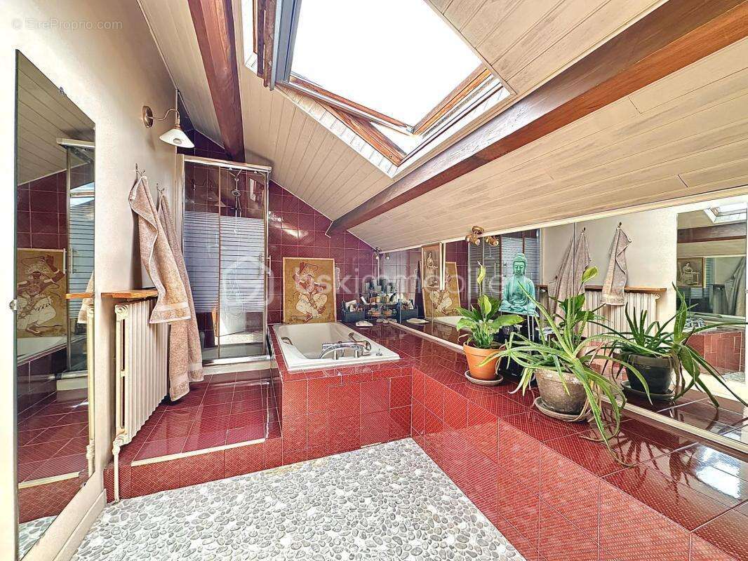 Maison lumineuse et spacieuse - photo 10