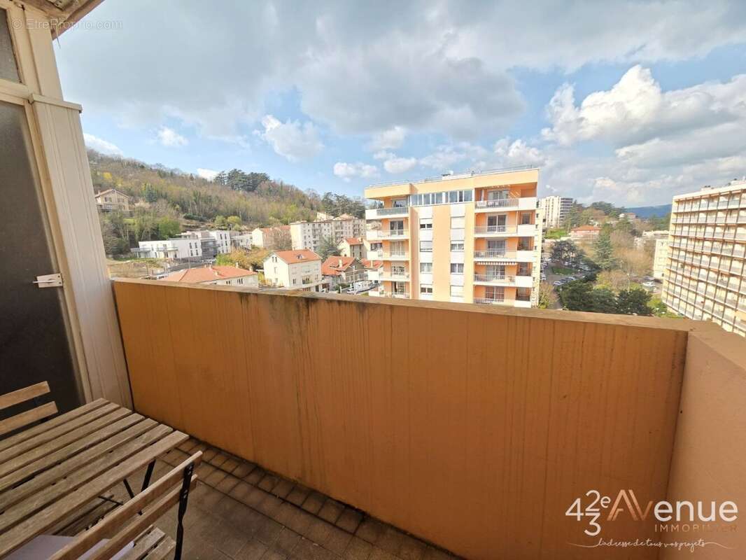 Appartement à SAINT-ETIENNE