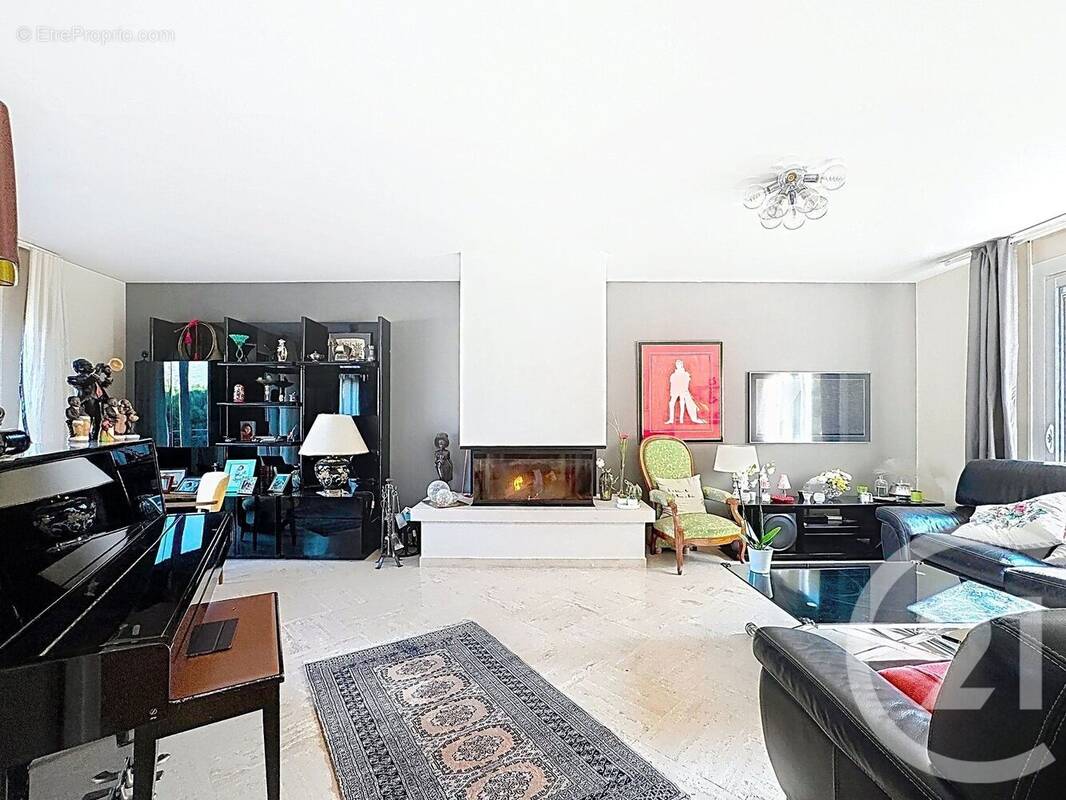 Photo 1 - Maison à THIAIS