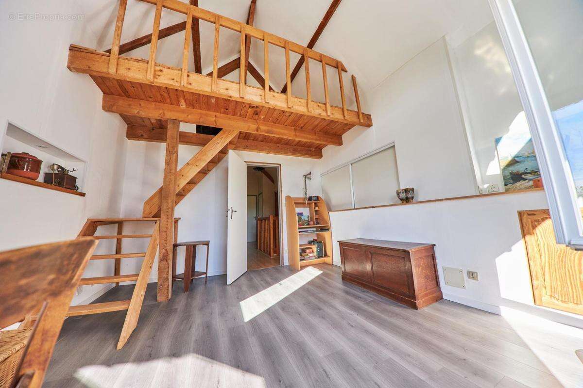 Maison à MOZE-SUR-LOUET