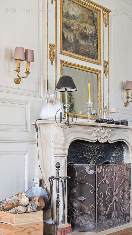 Maison à FONTAINEBLEAU