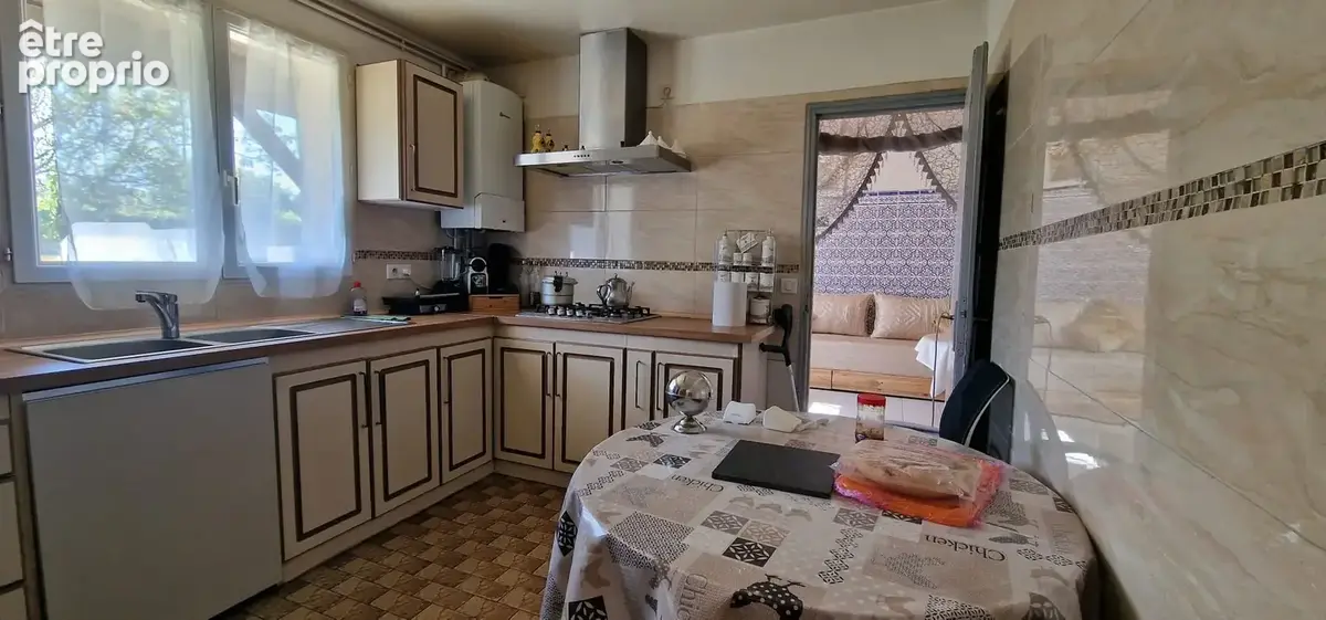 Maison de plain-pied avec 4 chambres, dépendance et jardin clos à Bergerac - photo 4