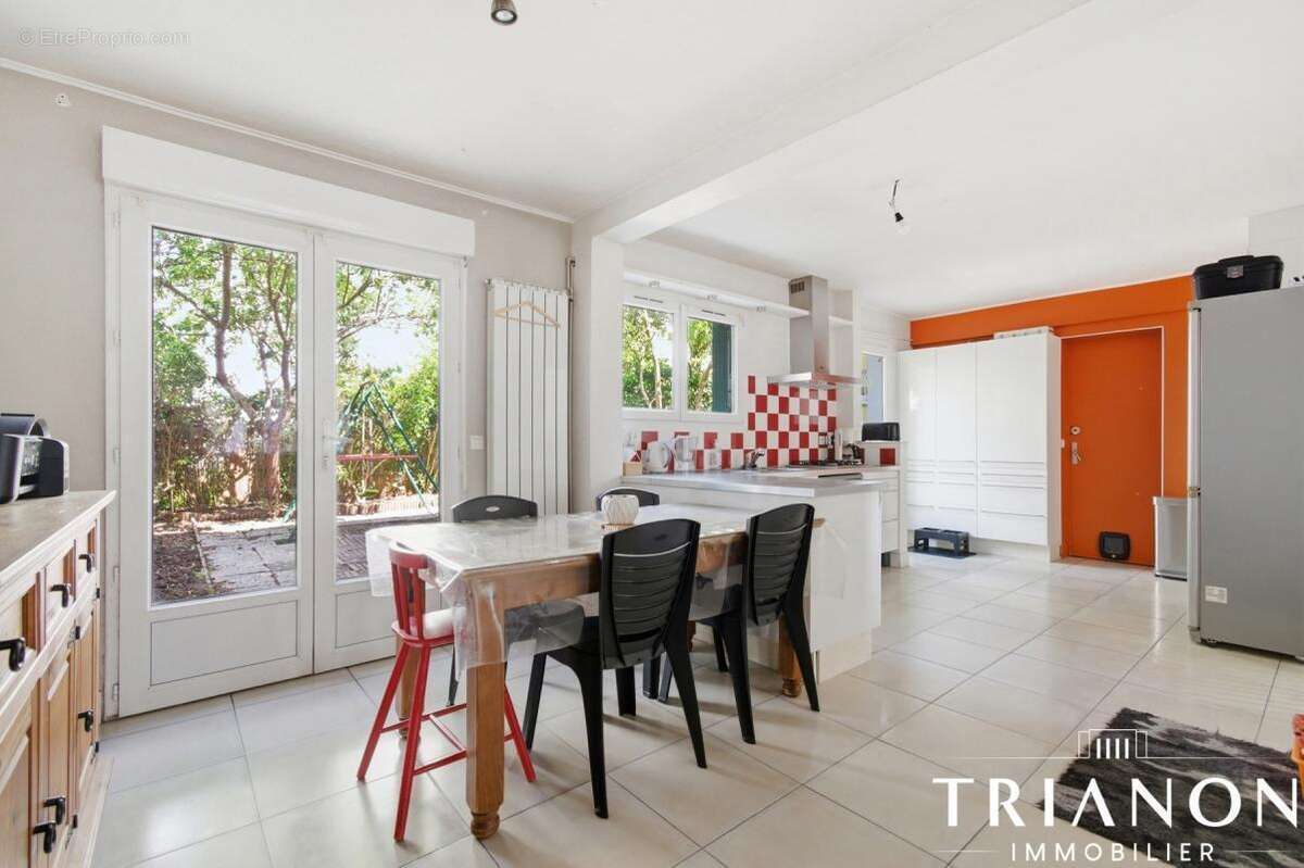 Maison 150 m² au sol – 5 chambres – jardin – garage - photo 4
