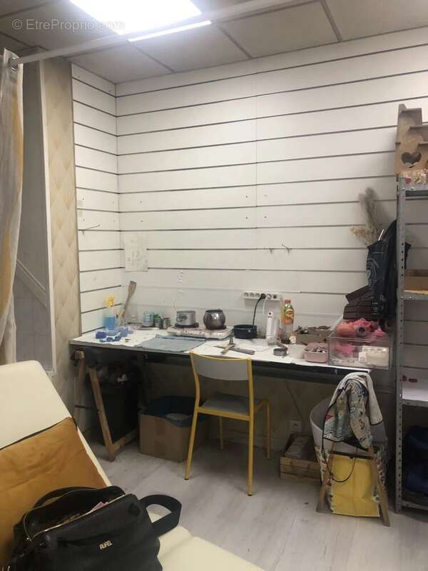 Commerce à MONTESSON