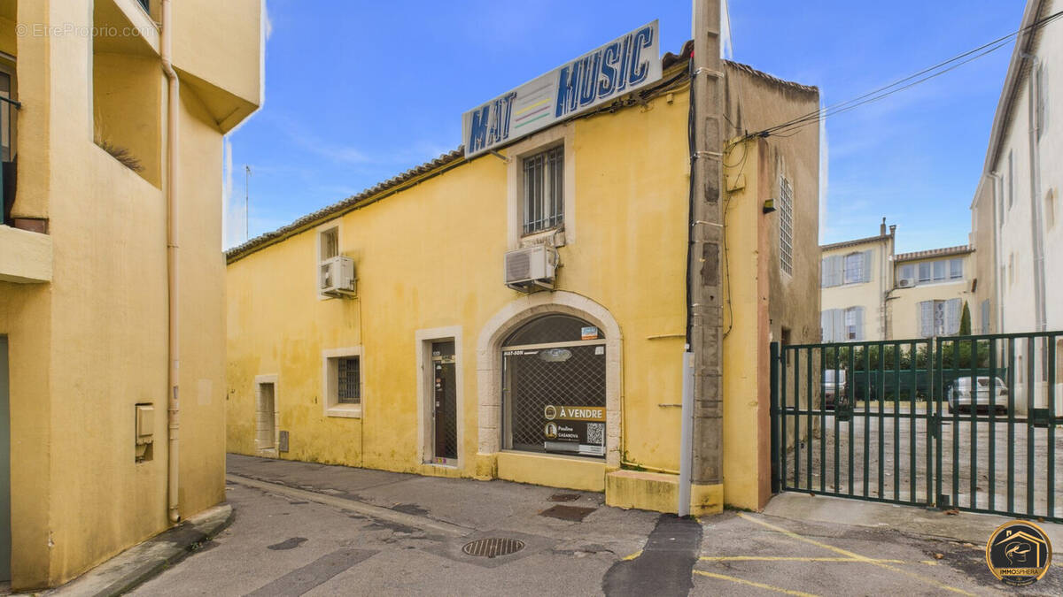 Commerce à NARBONNE