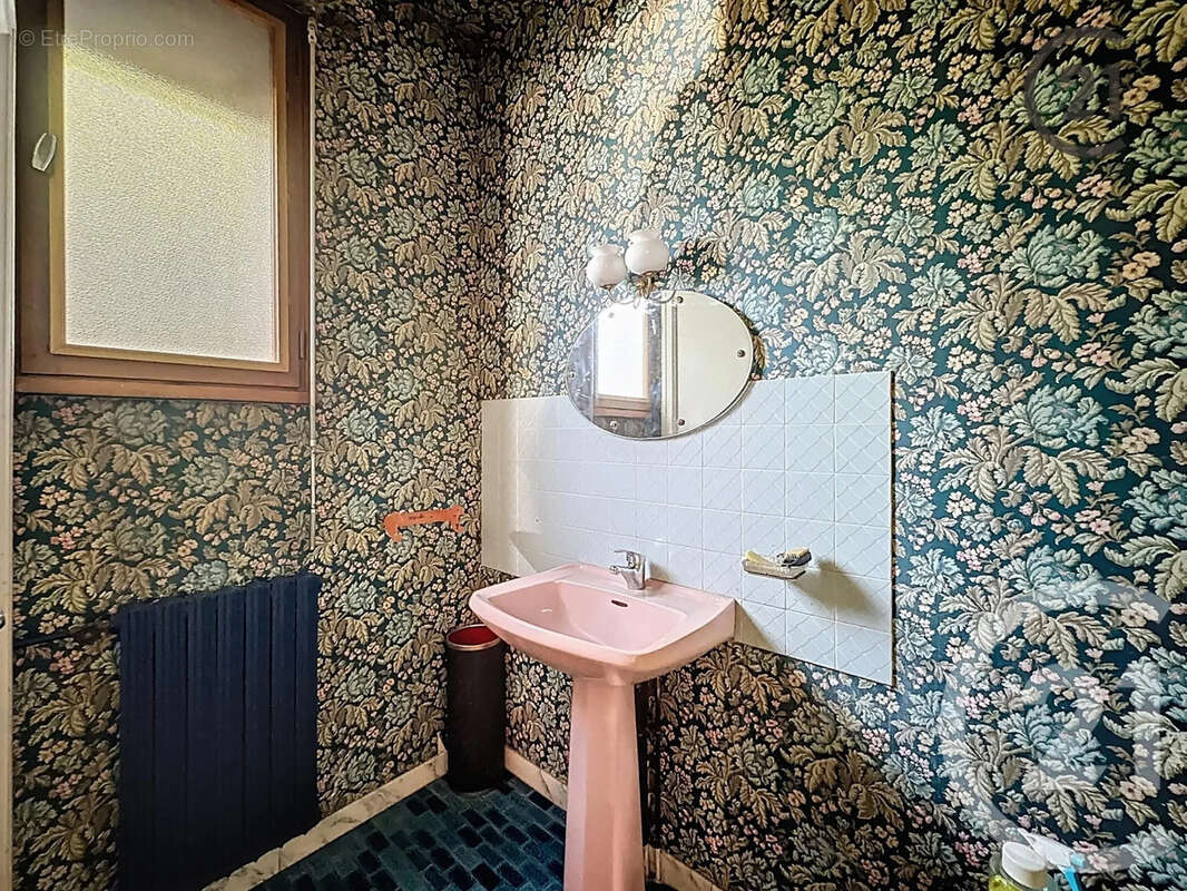 Maison à SAINT-ANDRE-LES-VERGERS