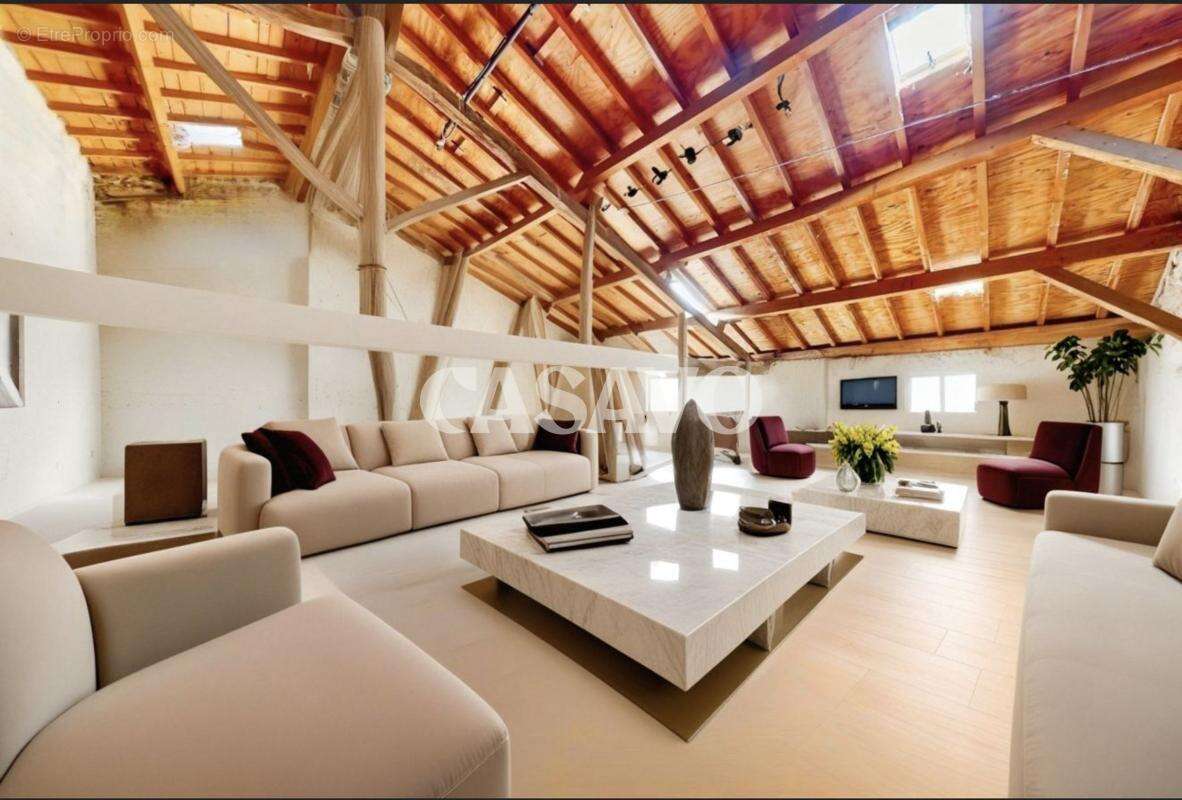 Maison à REVEL-TOURDAN