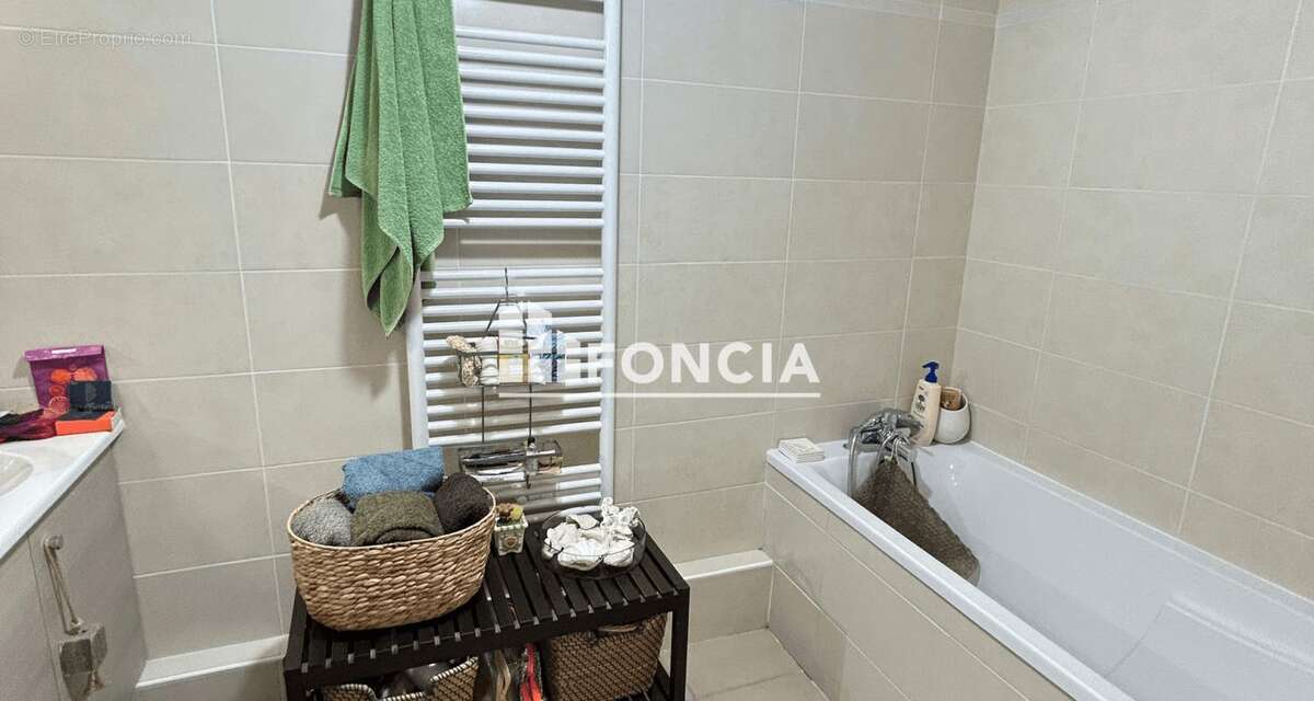 Appartement à MARSEILLE-8E