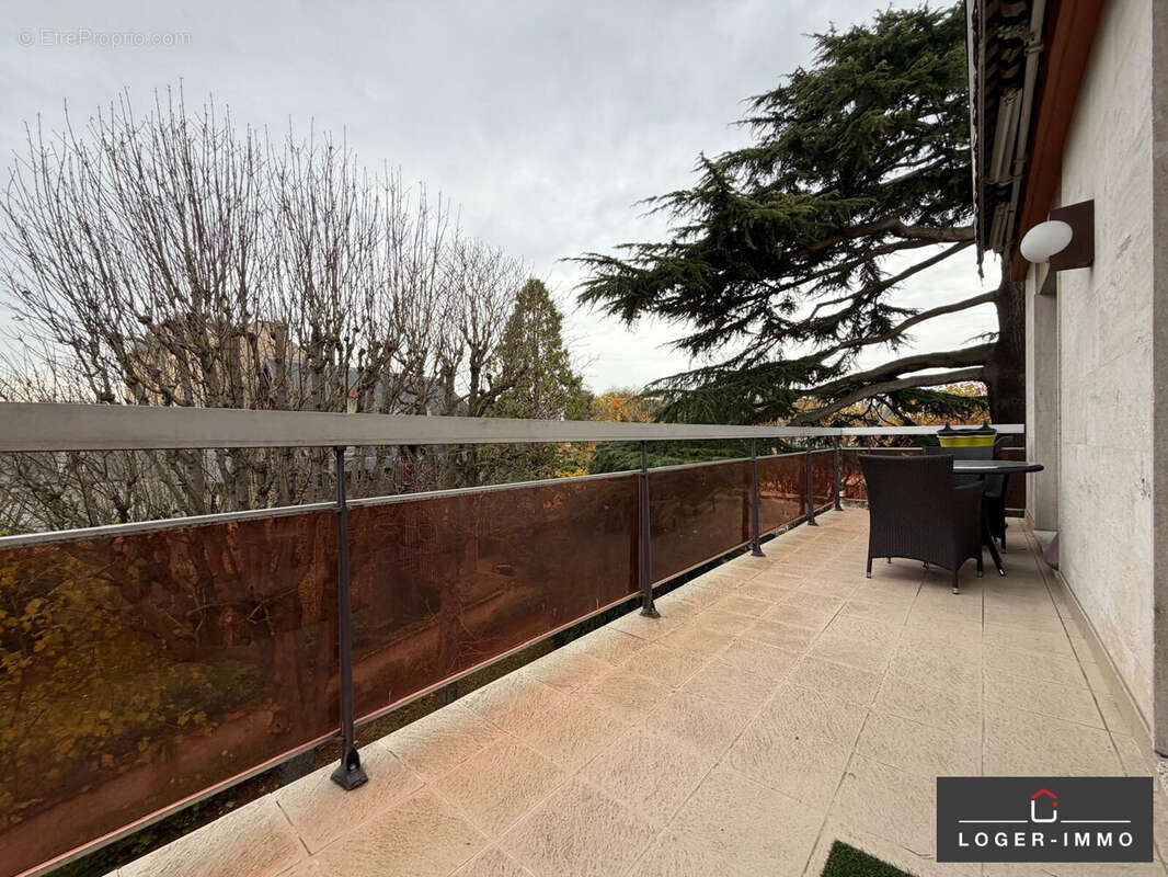 Appartement à LE PERREUX-SUR-MARNE