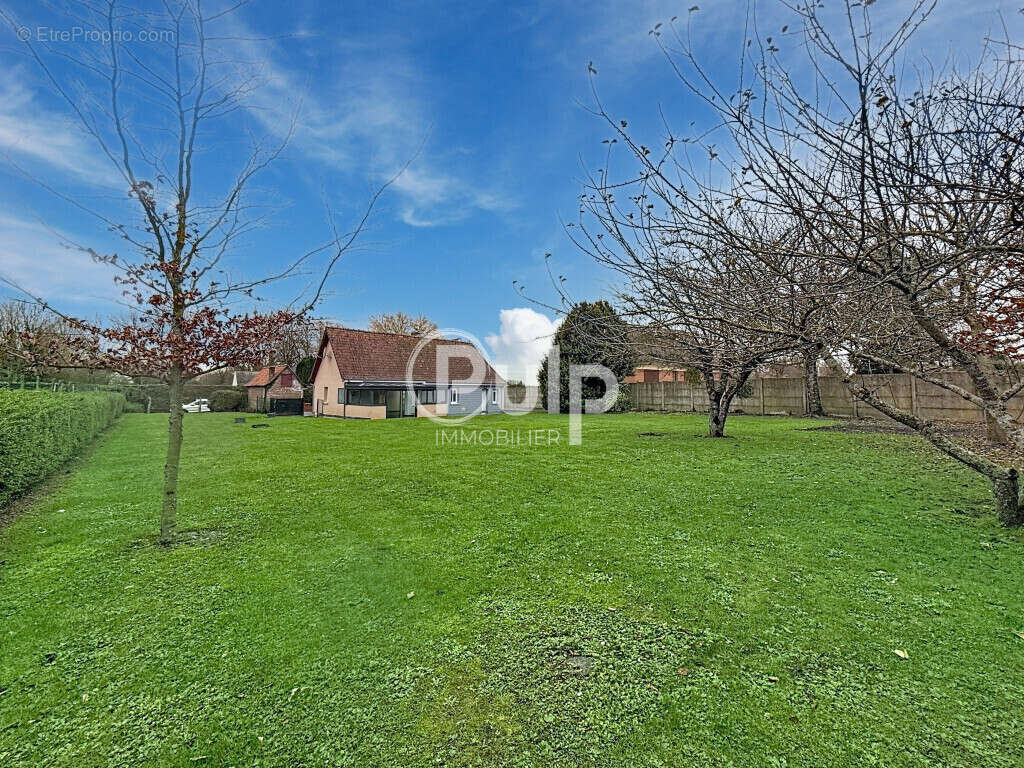 Maison à CAPELLE-LES-HESDIN