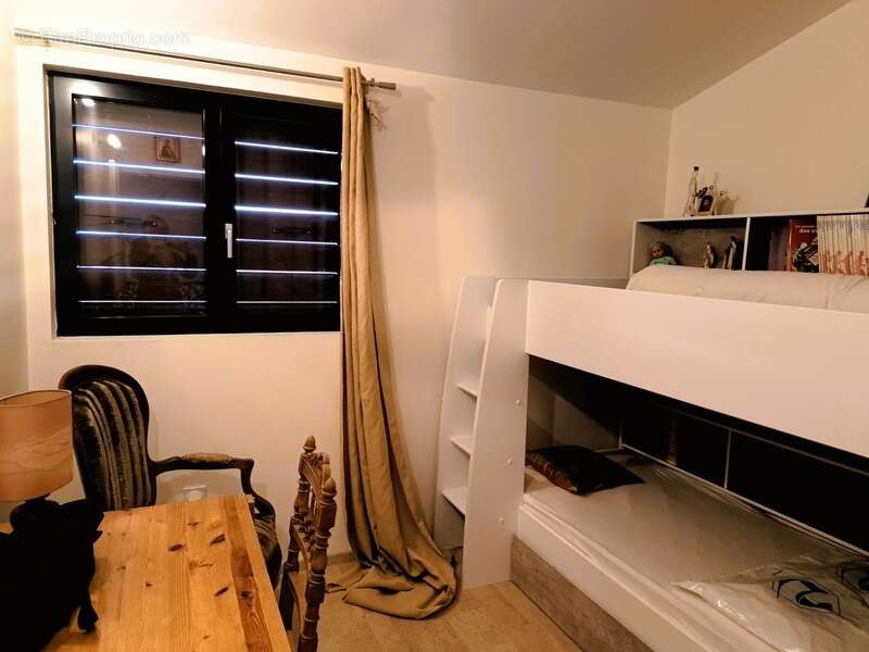 Tavernes(var) maison d'architecte bioclimatique 5 pieces / 2998m² clos - photo 9