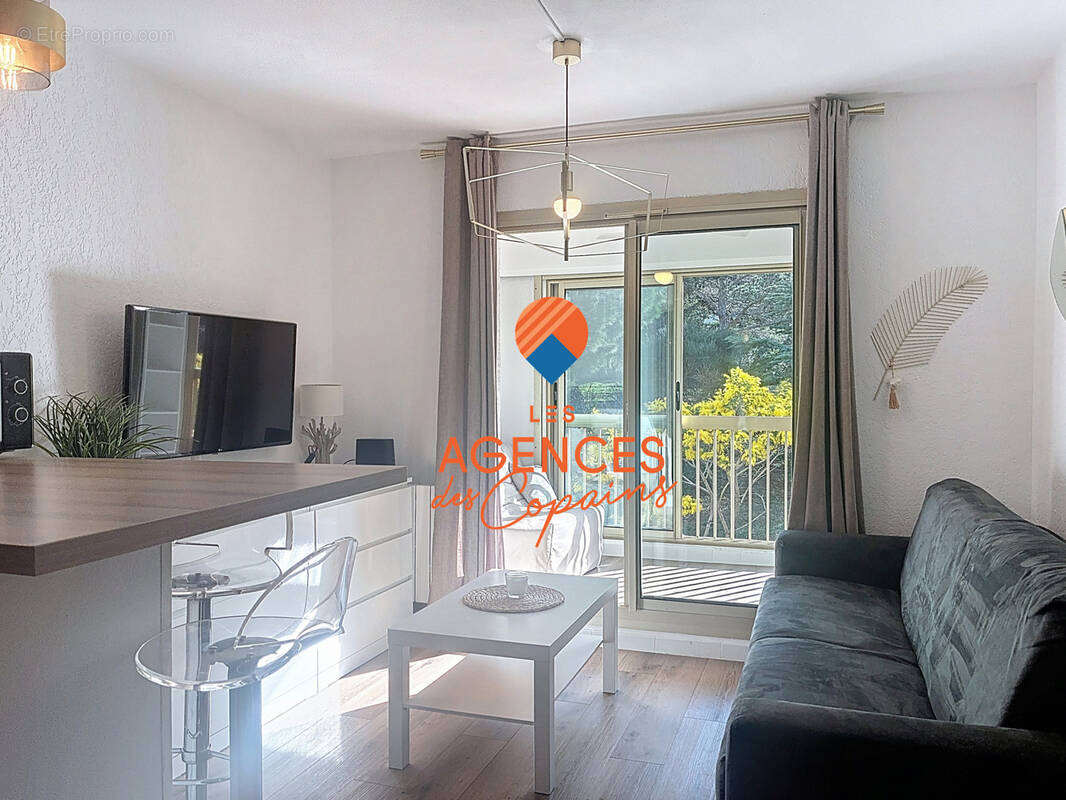 Appartement à SIX-FOURS-LES-PLAGES