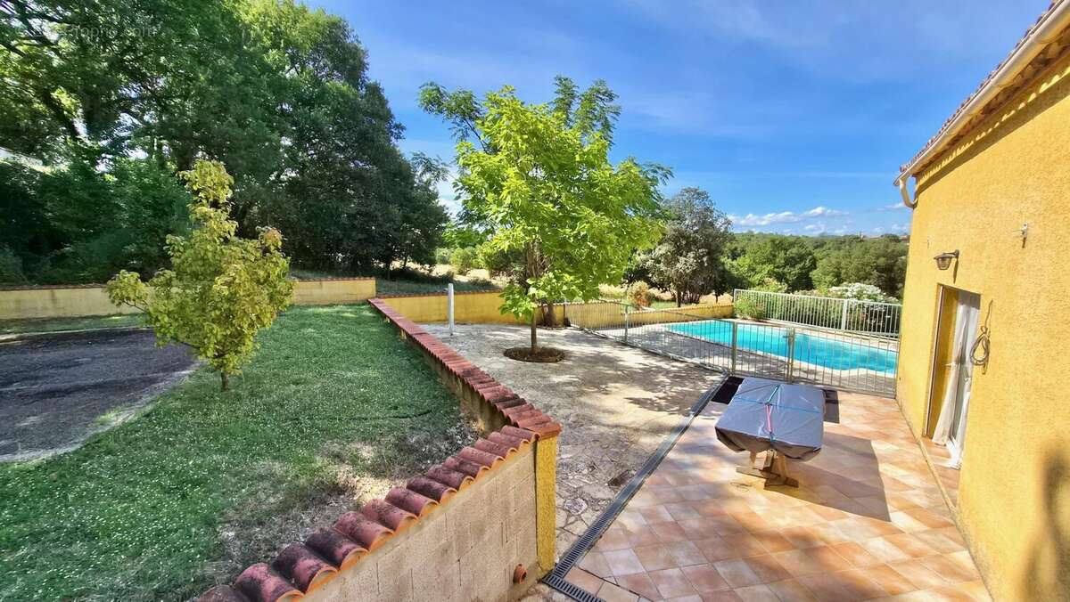Maison lumineuse de 4 chambres avec grand jardin, piscine et vues dégagées près de Pézenas - photo 9