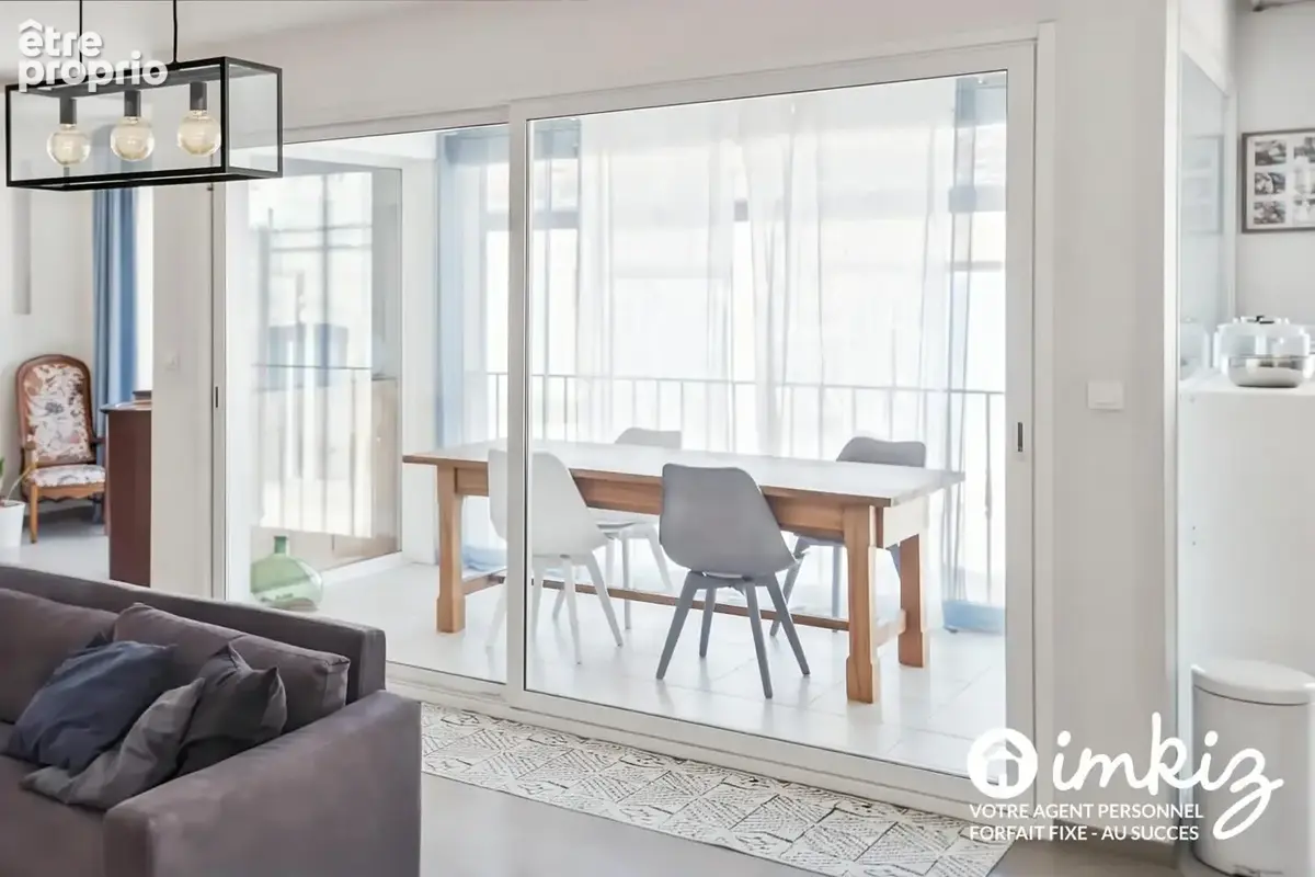 Appt. T4 en duplex dans maison de village - Garage - photo 4