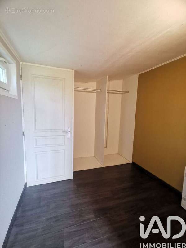 Maison 90 m² à Coutras  - photo 6