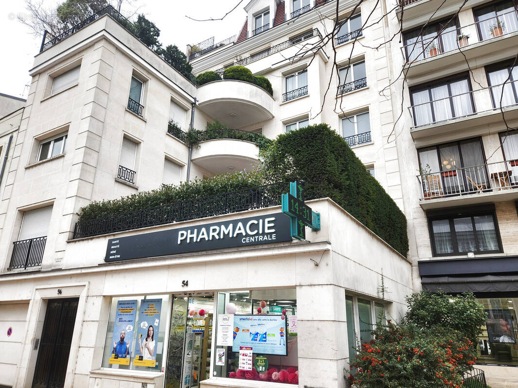 Appartement à CHARENTON-LE-PONT