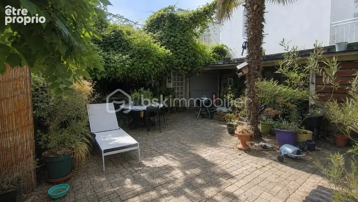 Maison de ville 4 chambres avec cour et carport - photo 2