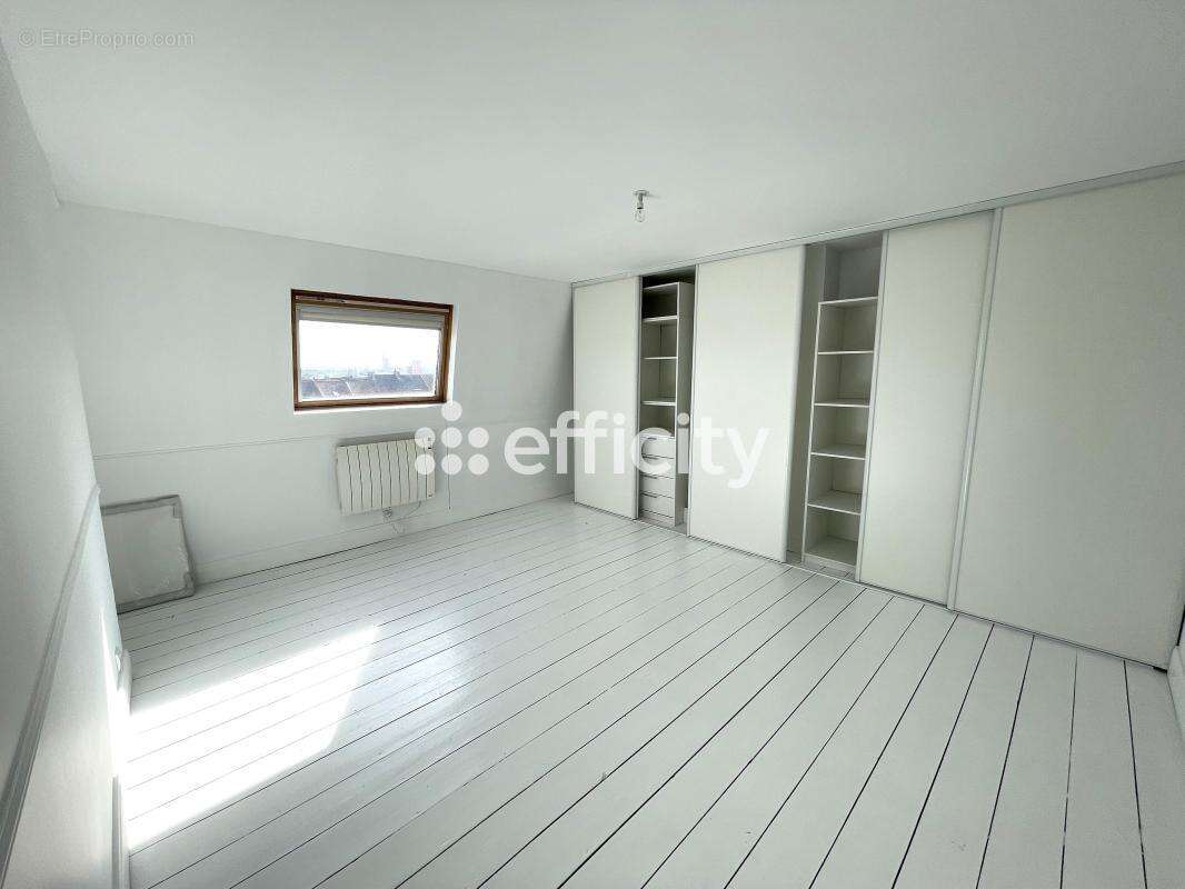 Maison à VALENCIENNES