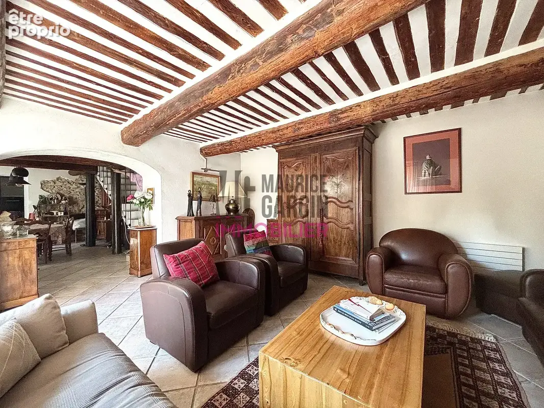 Maison 5 pièces 170 m² à vendre à Caumont-Sur-Durance (84510) - photo 3