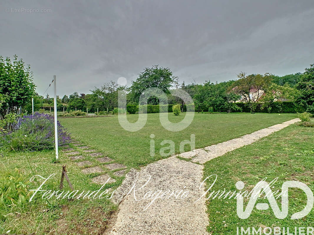 Maison 170 m² à Aulnay-La-Riviere  - photo 5