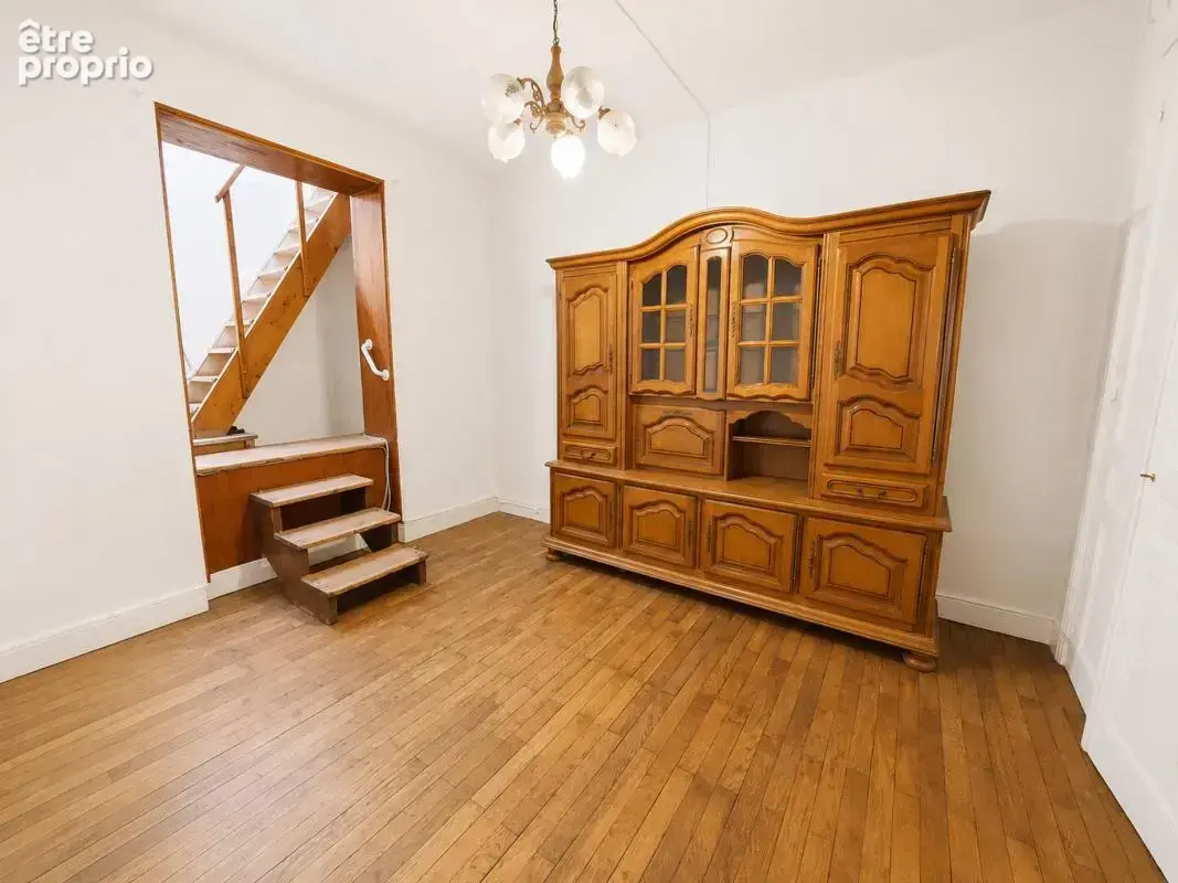 Maison 13 pièces 440 m² à vendre à Venissieux (69200) - photo 7