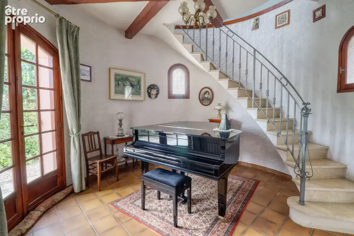 Maison familiale - 167m² SAINT MEDARD EN JALLES - photo 5