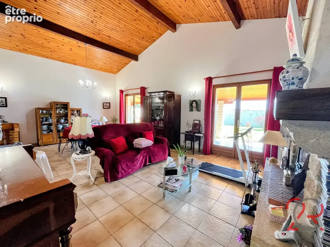 Charmante maison de plain-pied 4 chambres et un bureau - photo 4