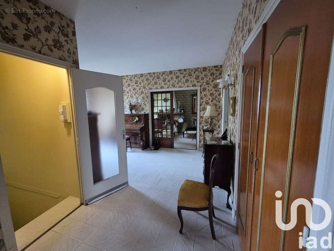 Photo 4 - Maison à MONTLUCON