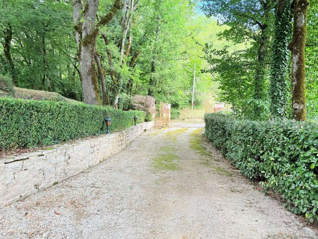 Propriété rare du XVIe siècle - photo 4