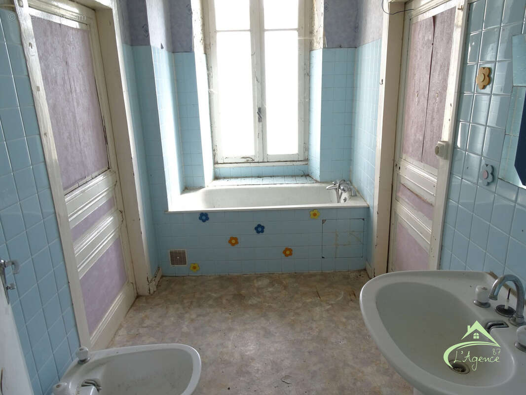 Maison à SAILLAT-SUR-VIENNE