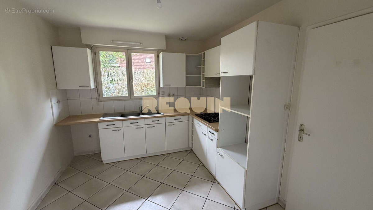 Maison 107 m² à Lille  - photo 3