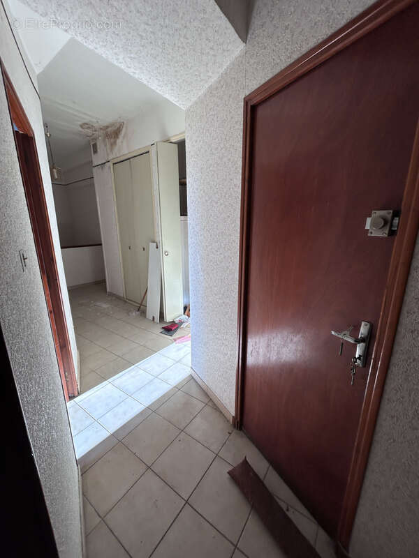 Appartement à CUERS