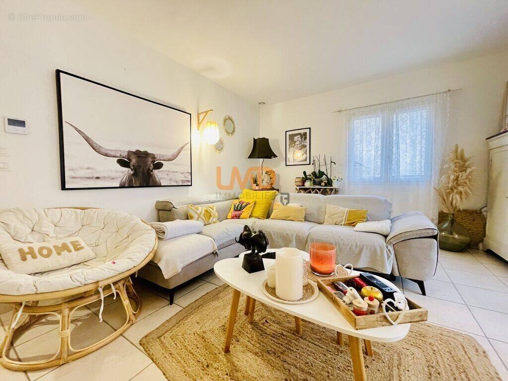 Maison à VILLENEUVE-LES-BEZIERS